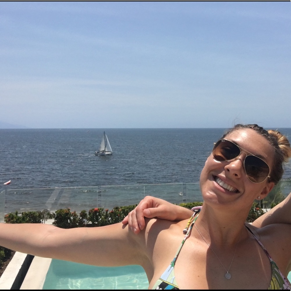 Meet your Posher, Erin